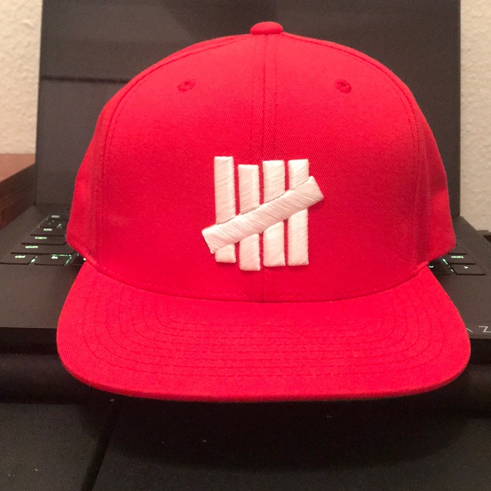 Red undefeated snapback